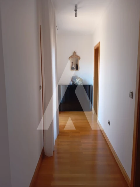 Moradia T6 para Venda em Palhaça