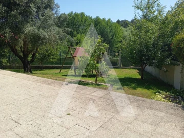 Moradia T6 para Venda em Palhaça
