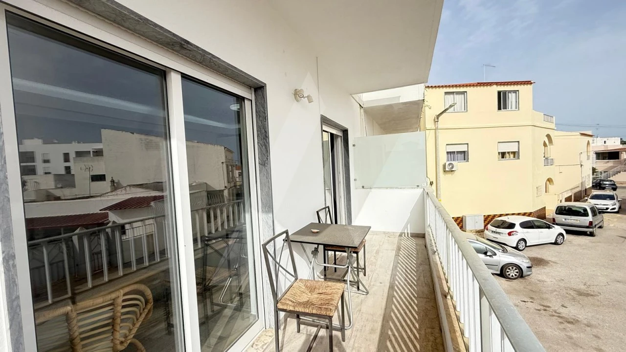 Apartamento T2 para Venda em Quarteira Foto 16