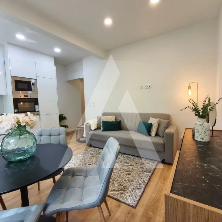 Apartamento T2 para Venda em Benfica Foto 10