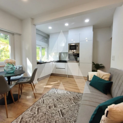 Apartamento T2 para Venda em Benfica Foto 5