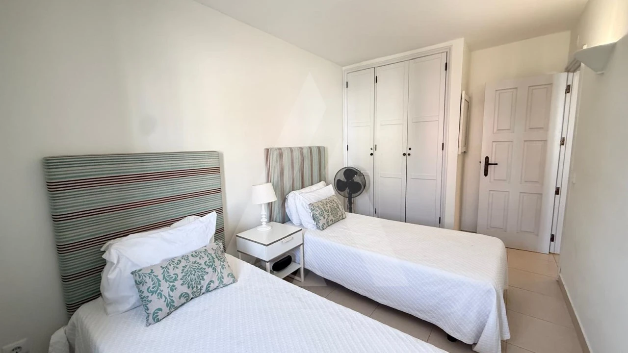 Apartamento T2 para Venda em Quarteira Foto 15