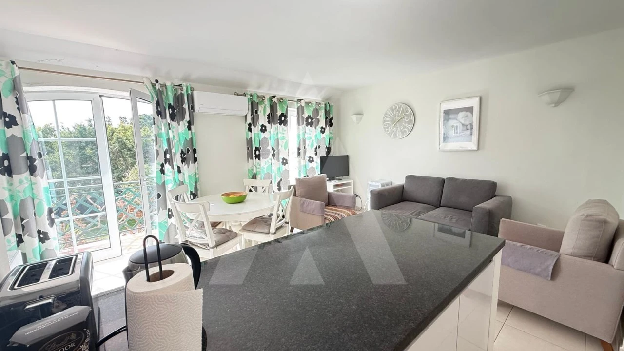 Apartamento T2 para Venda em Quarteira Foto 5
