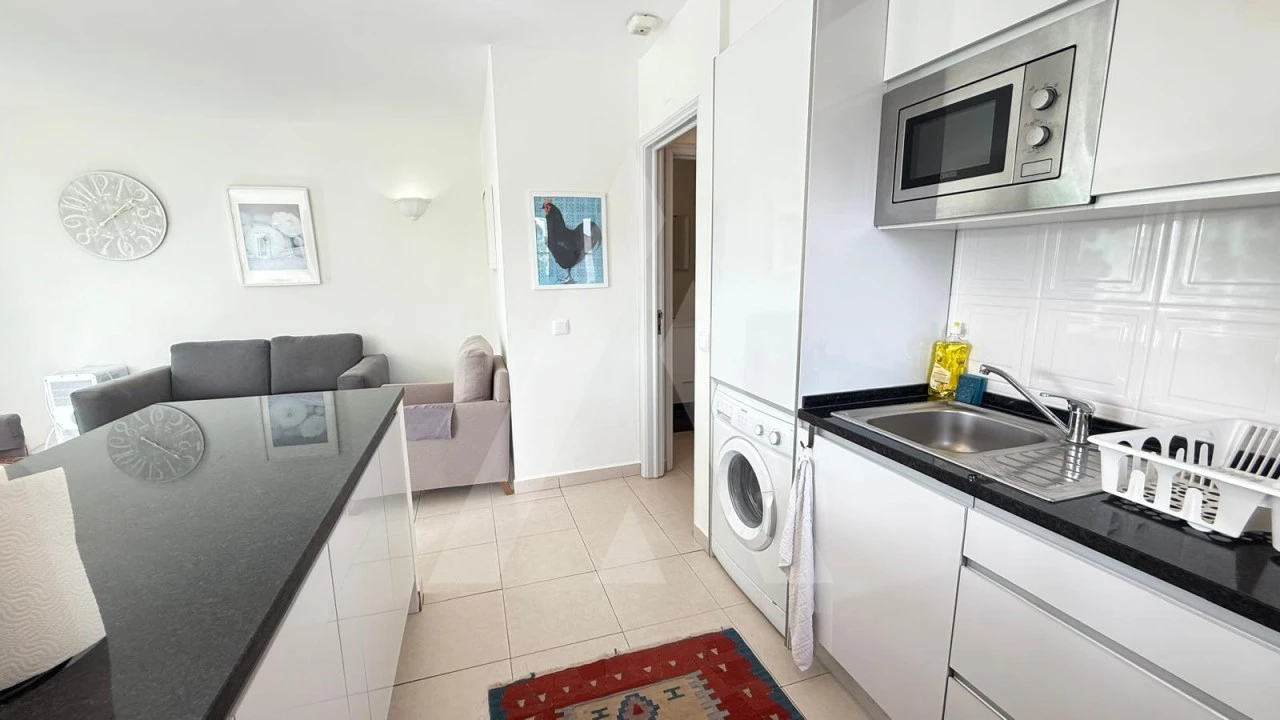 Apartamento T2 para Venda em Quarteira Foto 10