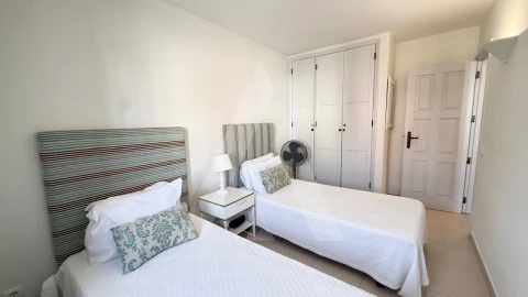 Apartamento T2 para Venda em Quarteira