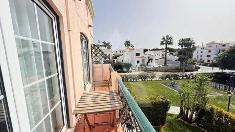 Apartamento T2 para Venda em Quarteira