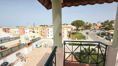 Apartamento T2 para Venda em Quarteira