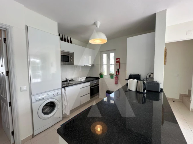 Apartamento T2 para Venda em Quarteira Foto 8