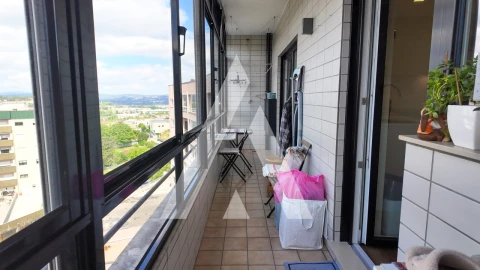 Apartamento T3 para Venda em Braga (Maximinos, Sé e Cividade)