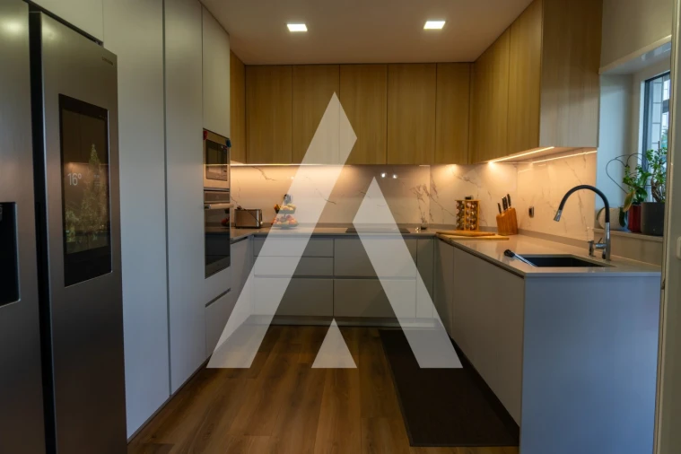 Apartamento T3 para Venda em Braga (Maximinos, Sé e Cividade) Foto 6