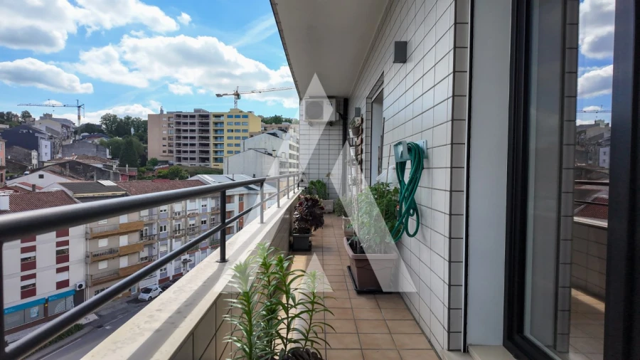 Apartamento T3 para Venda em Braga (Maximinos, Sé e Cividade) Foto 19
