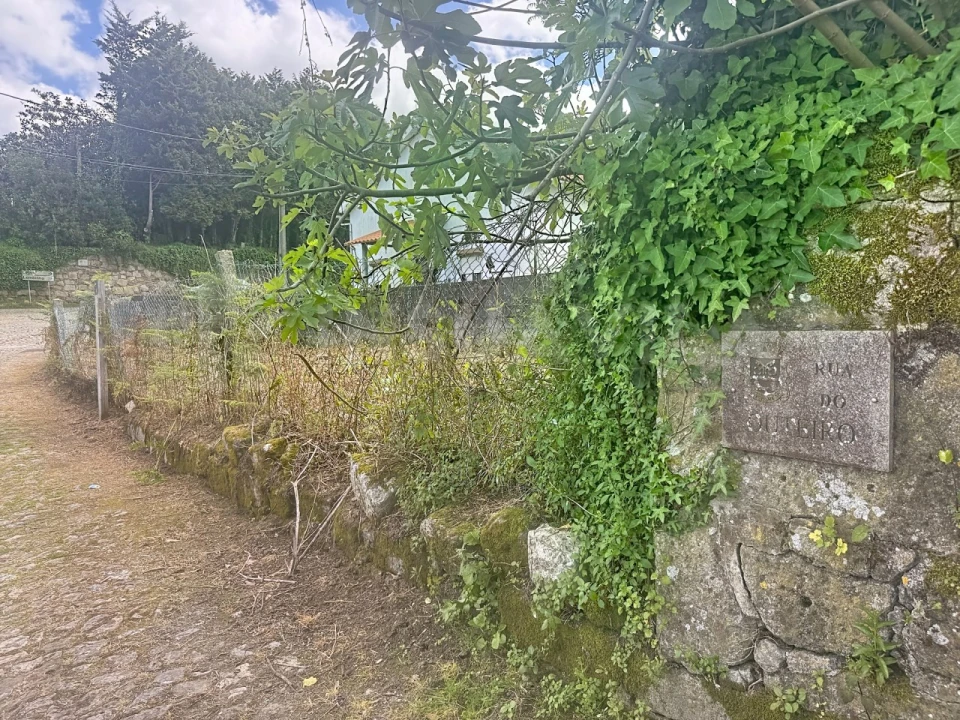 Moradia T1 para Venda em Gondarem Foto 24