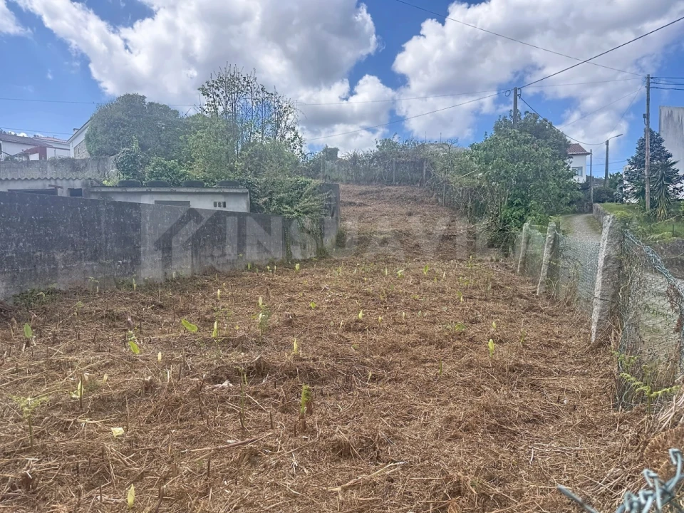Moradia T1 para Venda em Gondarem Foto 25