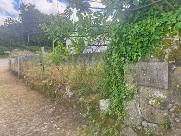 Moradia T1 para Venda em Gondarem