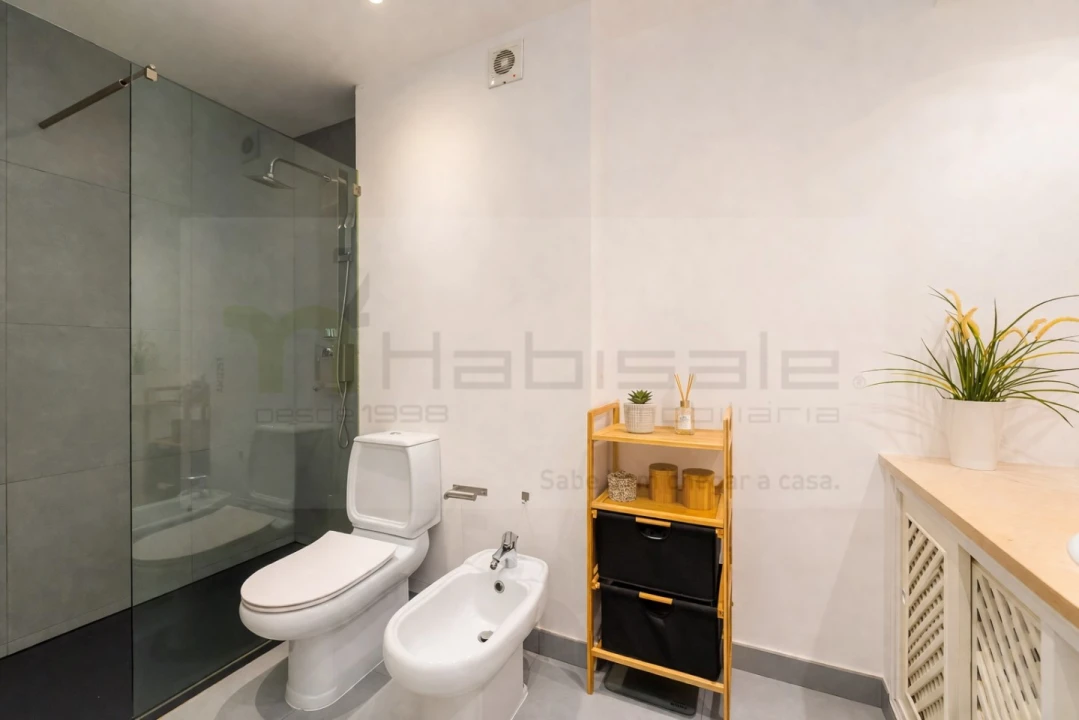 Apartamento T3 para Venda em Carcavelos e Parede Foto 11