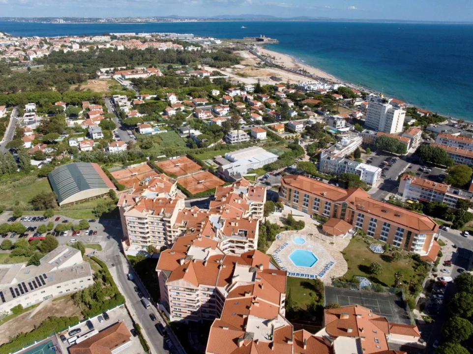 Apartamento T3 para Venda em Carcavelos e Parede Foto 22