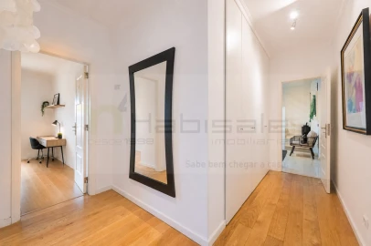Apartamento T3 para Venda em Carcavelos e Parede