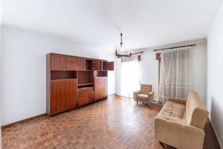 Apartamento T2 para Venda em Nazare Foto 7