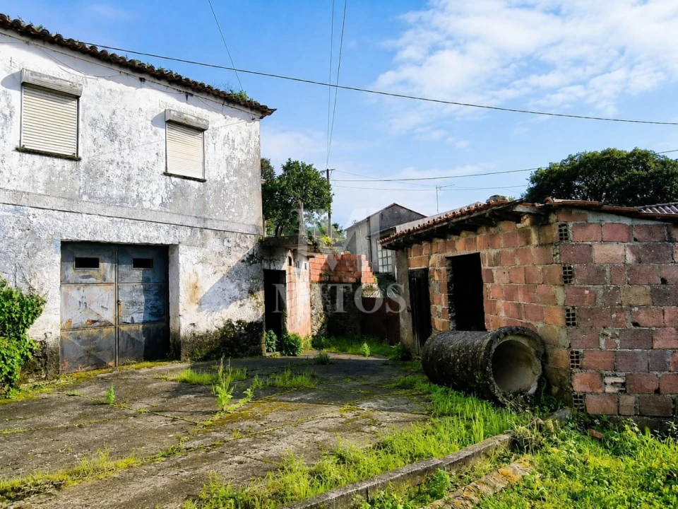 Moradia T3 para Venda em Barroselas e Carvoeiro Foto 1
