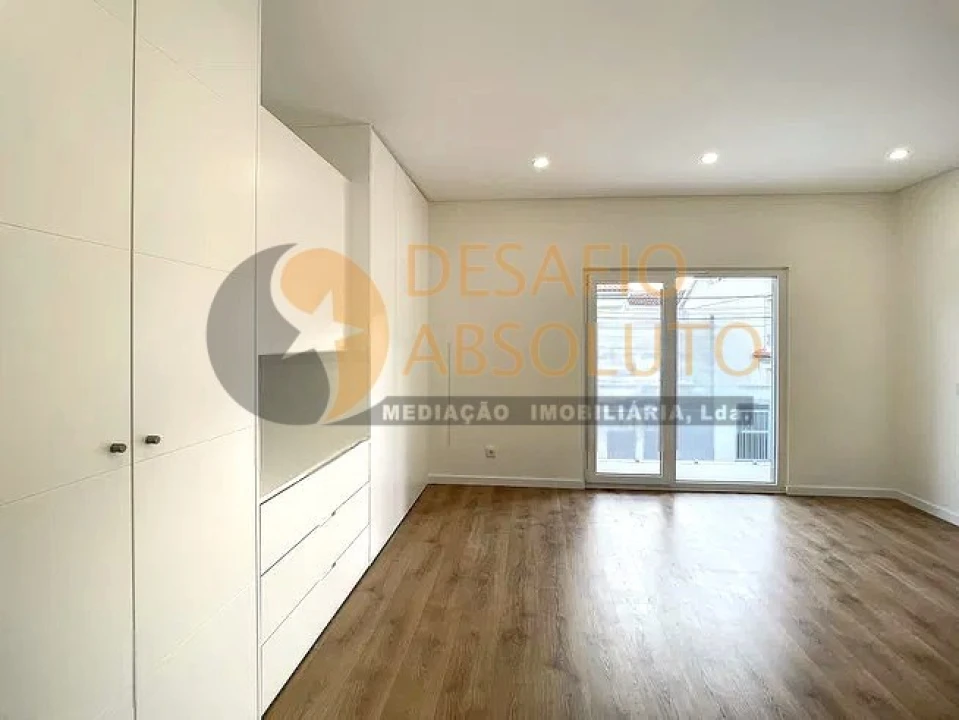 Moradia T3 para Venda em Fernao Ferro Foto 6