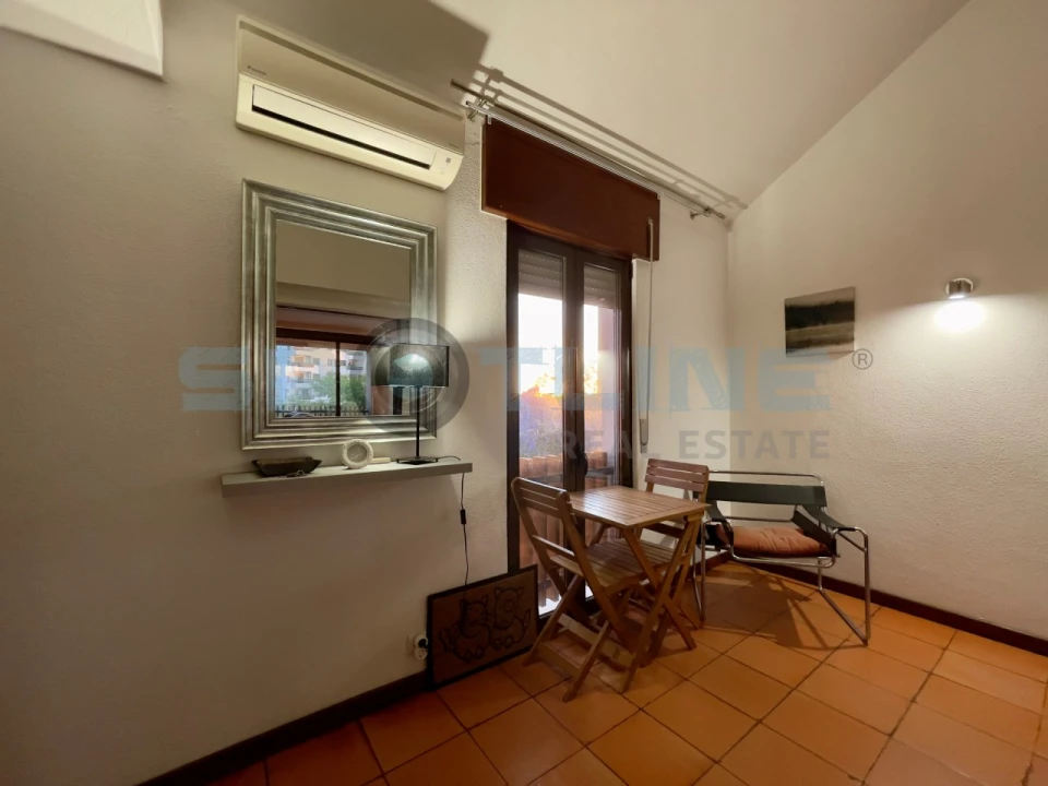 Apartamento T1 para Venda em Quarteira Foto 8