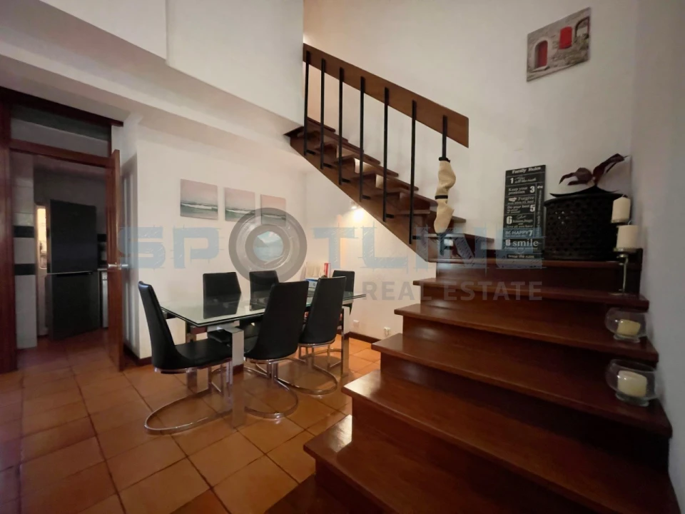 Apartamento T1 para Venda em Quarteira Foto 16