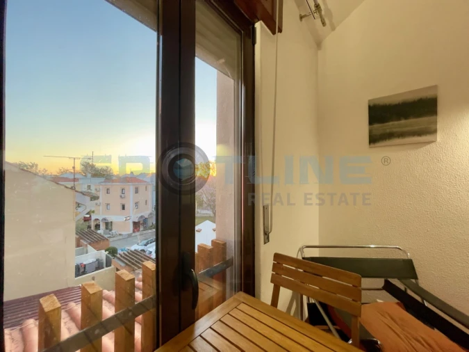 Apartamento T1 para Venda em Quarteira Foto 7
