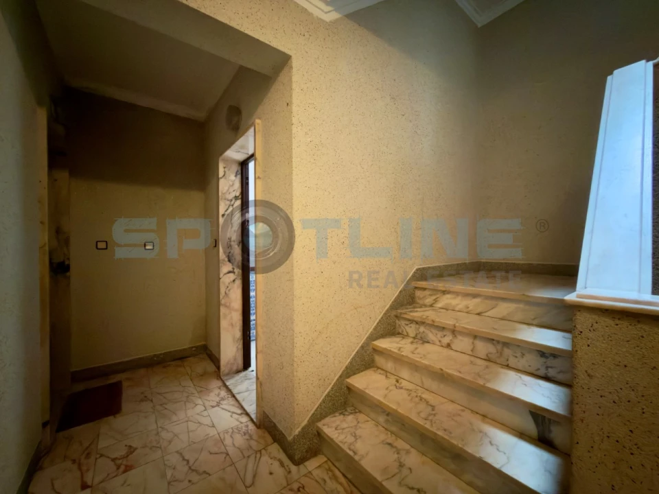 Apartamento T2 para Venda em Rio de Mouro Foto 6