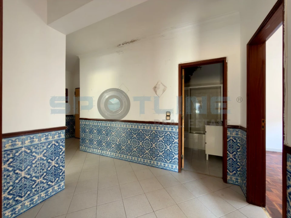Apartamento T2 para Venda em Rio de Mouro Foto 19