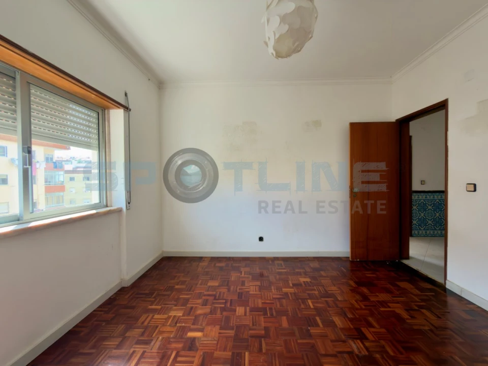 Apartamento T2 para Venda em Rio de Mouro Foto 26