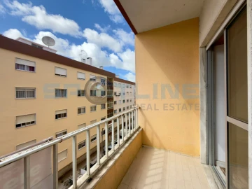 Apartamento T2 para Venda em Rio de Mouro