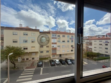 Apartamento T2 para Venda em Rio de Mouro