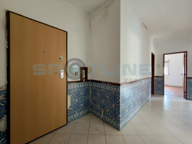 Apartamento T2 para Venda em Rio de Mouro Foto 8