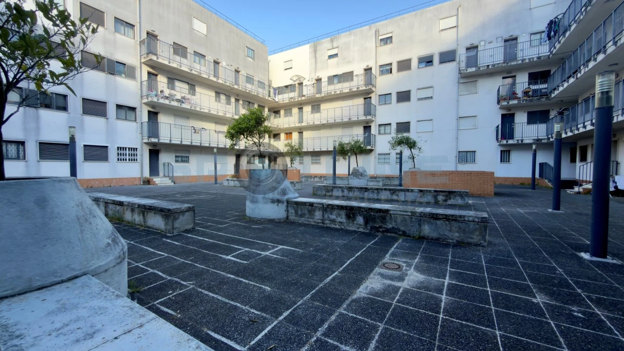 Apartamento T2 para Venda em Santa Clara Foto 8