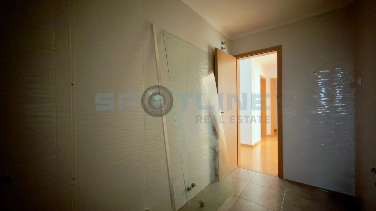 Apartamento T2 para Venda em Santa Clara Foto 25