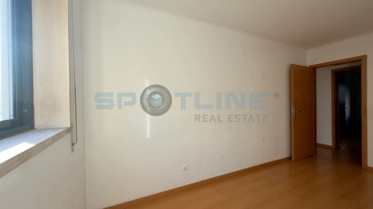 Apartamento T2 para Venda em Santa Clara Foto 38