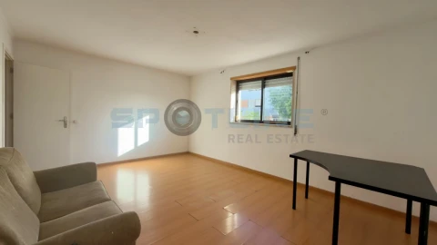 Apartamento T2 para Venda em Santa Clara