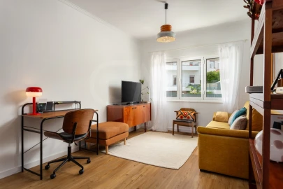 Apartamento T2 para Venda em Oeiras e São Julião da Barra, Paço de Arcos e Caxias