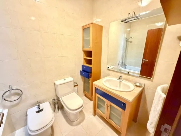 Moradia T4 para Venda em Madalena