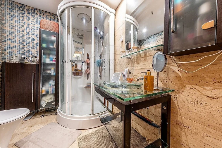 Apartamento T4 para Venda em Odivelas Foto 36