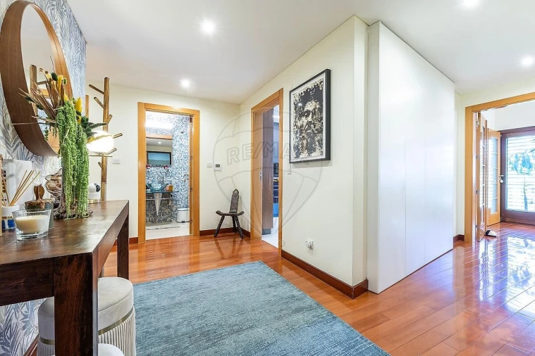 Apartamento T4 para Venda em Odivelas Foto 24