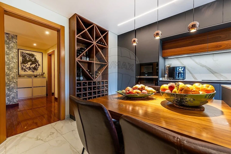 Apartamento T4 para Venda em Odivelas Foto 19