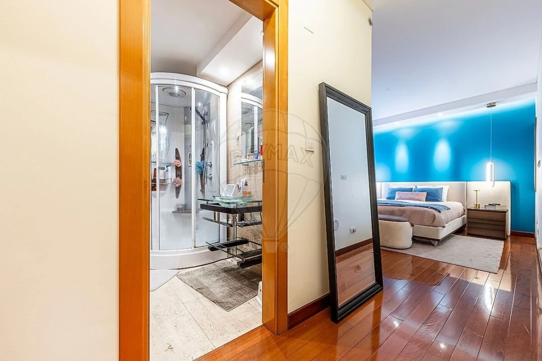 Apartamento T4 para Venda em Odivelas Foto 35