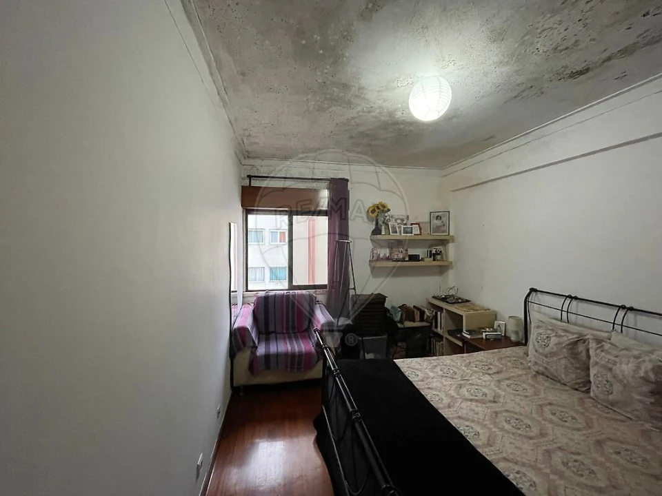 Apartamento T2 para Venda em Carregado e Cadafais Foto 5