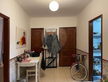 Apartamento T2 para Venda em Carregado e Cadafais