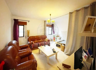 Apartamento T2 para Venda em Carregado e Cadafais