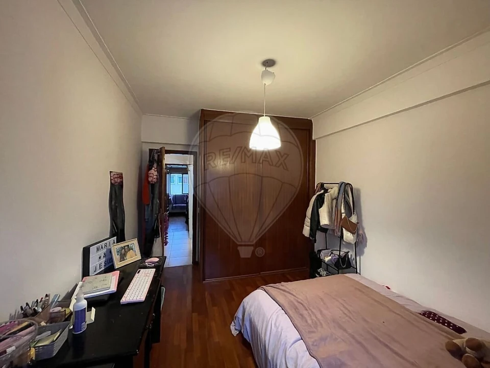 Apartamento T2 para Venda em Carregado e Cadafais Foto 20