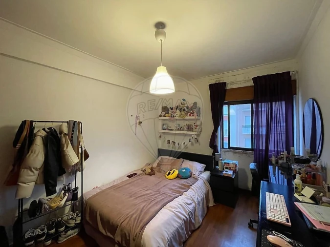 Apartamento T2 para Venda em Carregado e Cadafais Foto 19