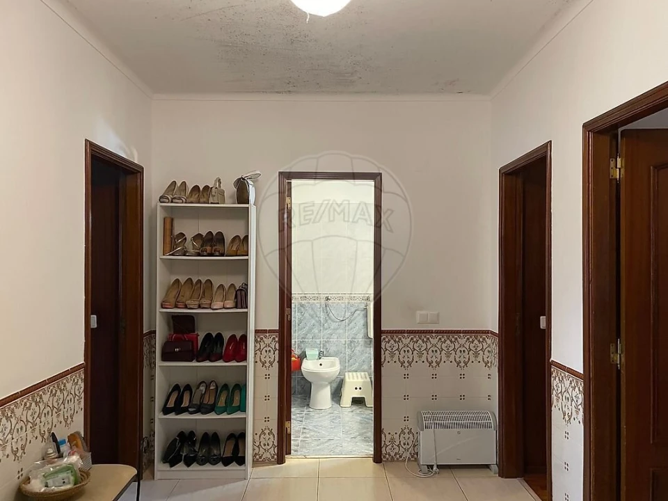 Apartamento T2 para Venda em Carregado e Cadafais Foto 22