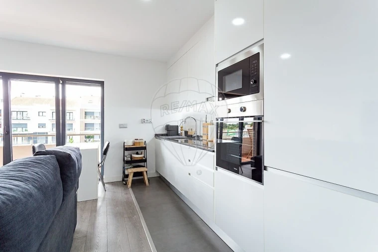 Apartamento T1 para Venda em Pinhal Novo Foto 2